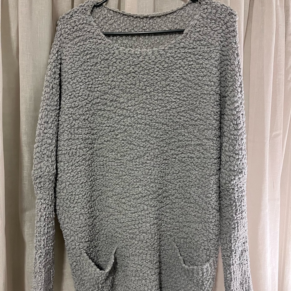 Gray wool oversized pullover